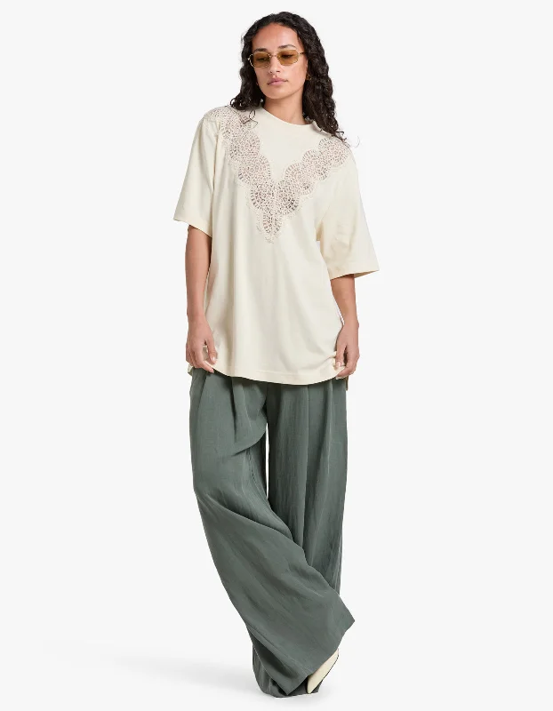 Women's Stylish Professional Garments Leandra Tee - Cream